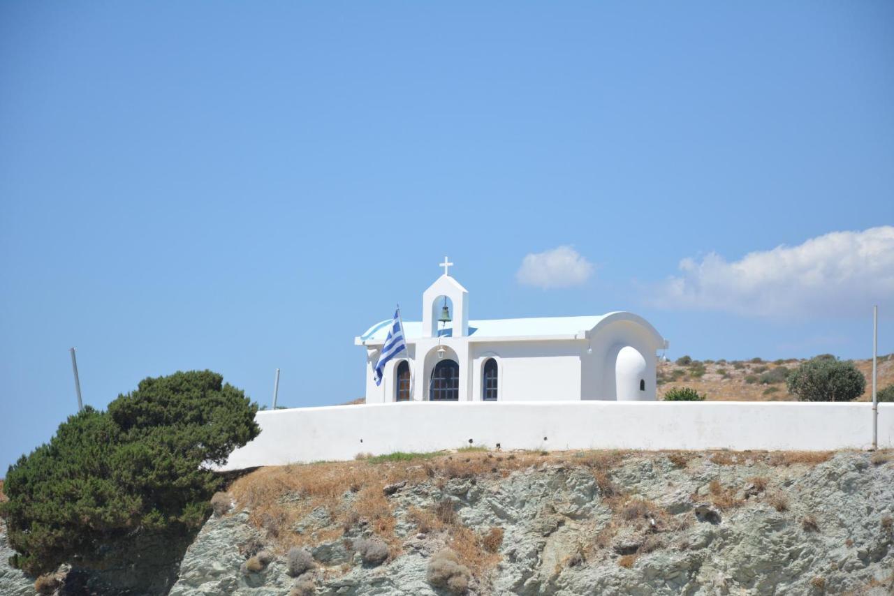 Blue & White Maisonette Over The Sea Near Sounio Сунион Экстерьер фото