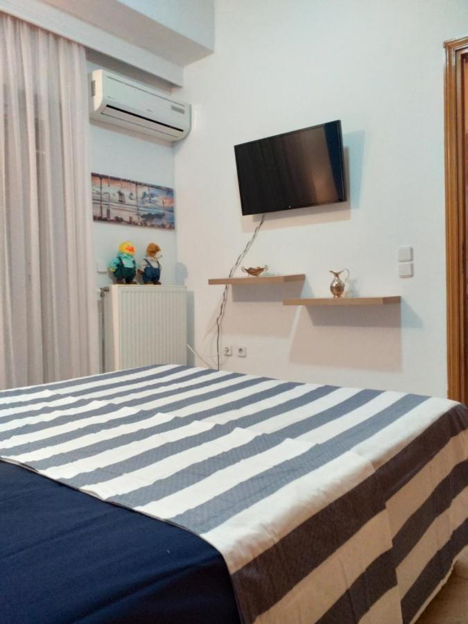 Blue & White Maisonette Over The Sea Near Sounio Сунион Экстерьер фото